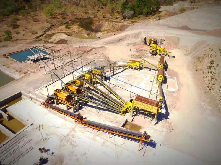 印度尼西亚500t/h 石英石破碎制砂生产线 印度尼西亚500t/h 石英石破碎制砂生产线